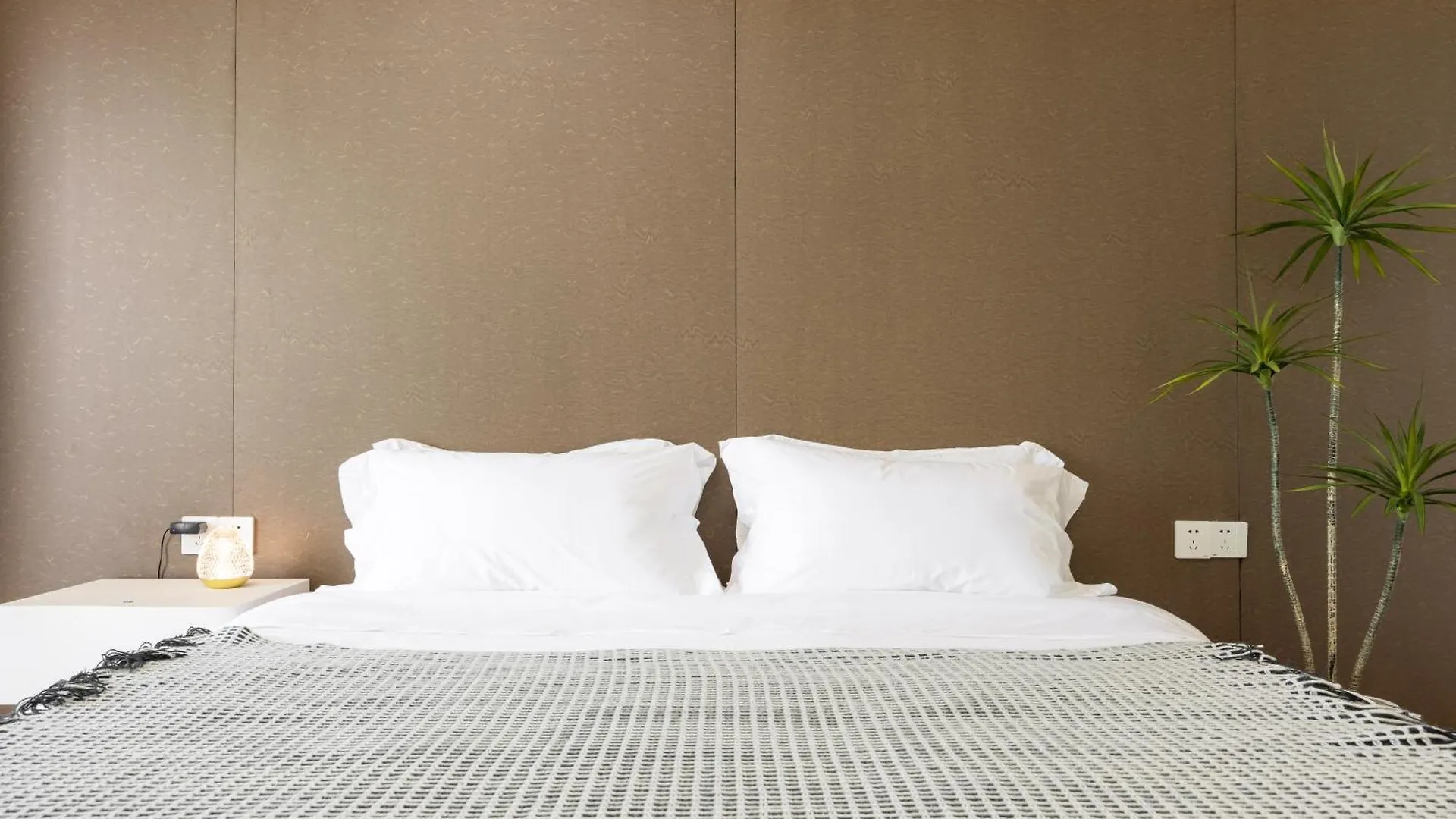 Sanya Sun Seaview Apartment