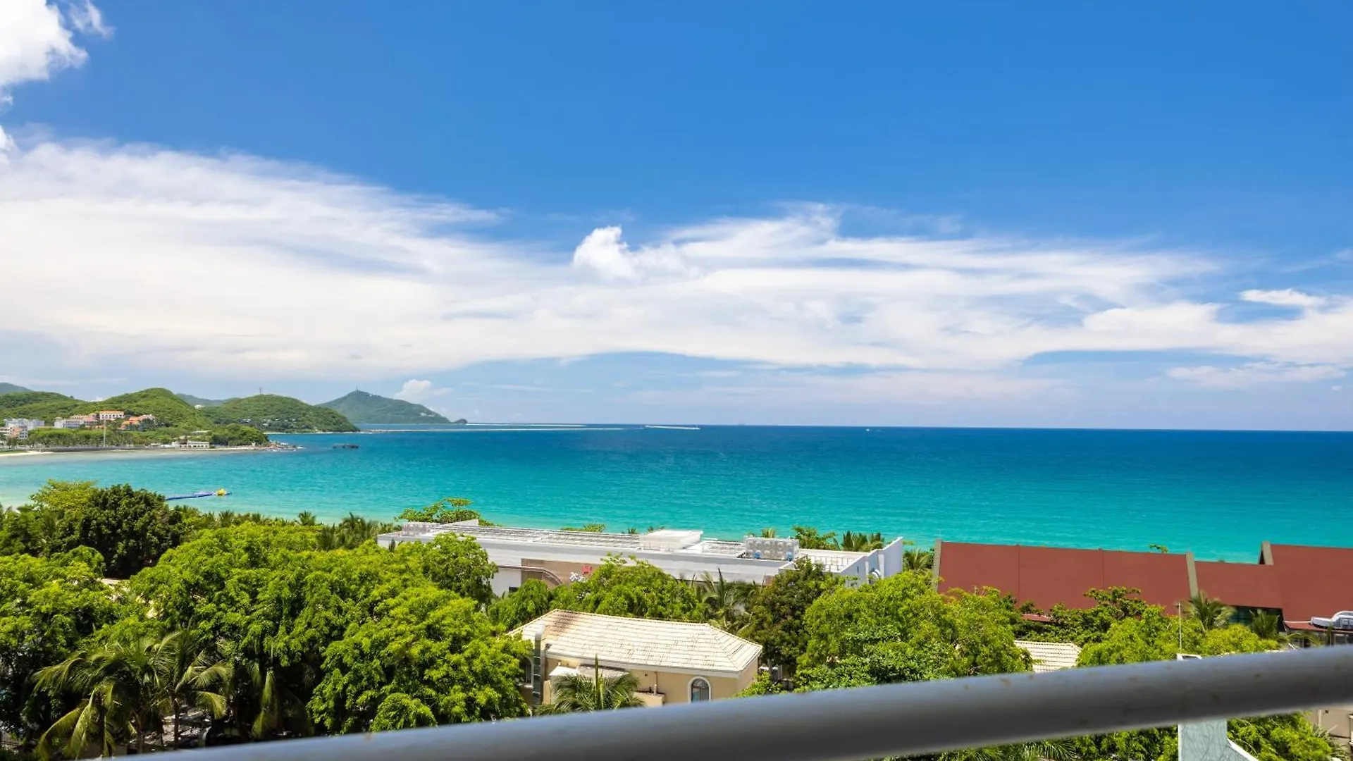Sanya Sun Seaview Apartment 0*,  Китай