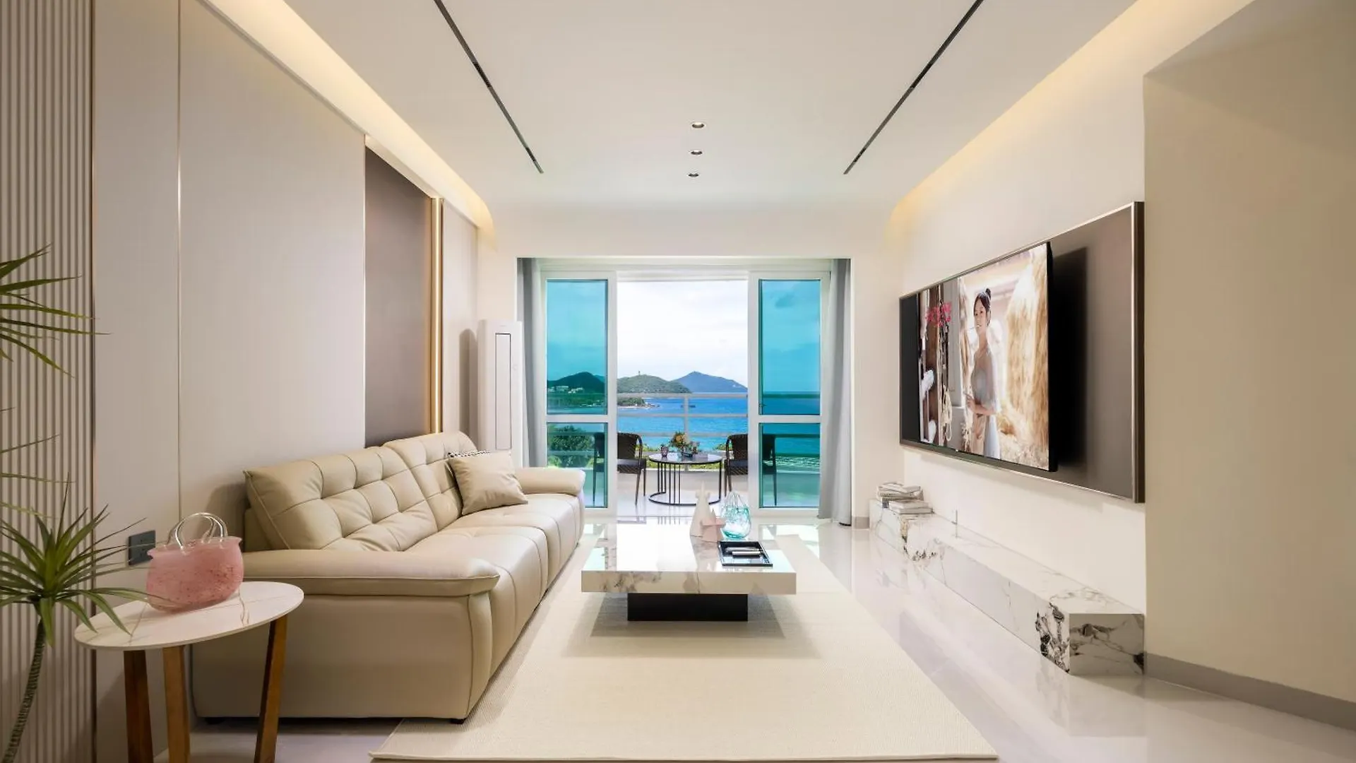 Sanya Sun Seaview Apartment 0*,  Китай